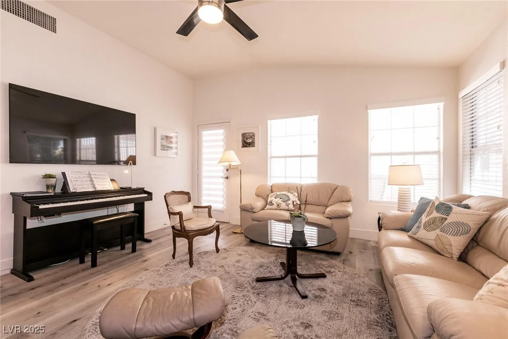 5028 Glenarden, Las Vegas, NV 89130