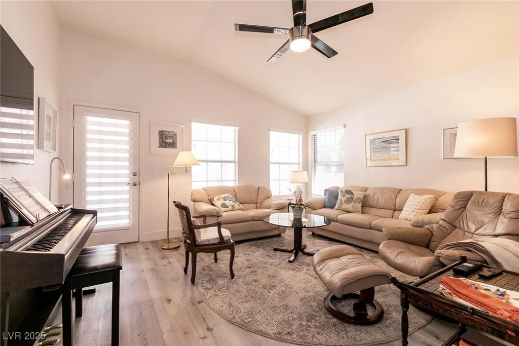 5028 Glenarden, Las Vegas, NV 89130
