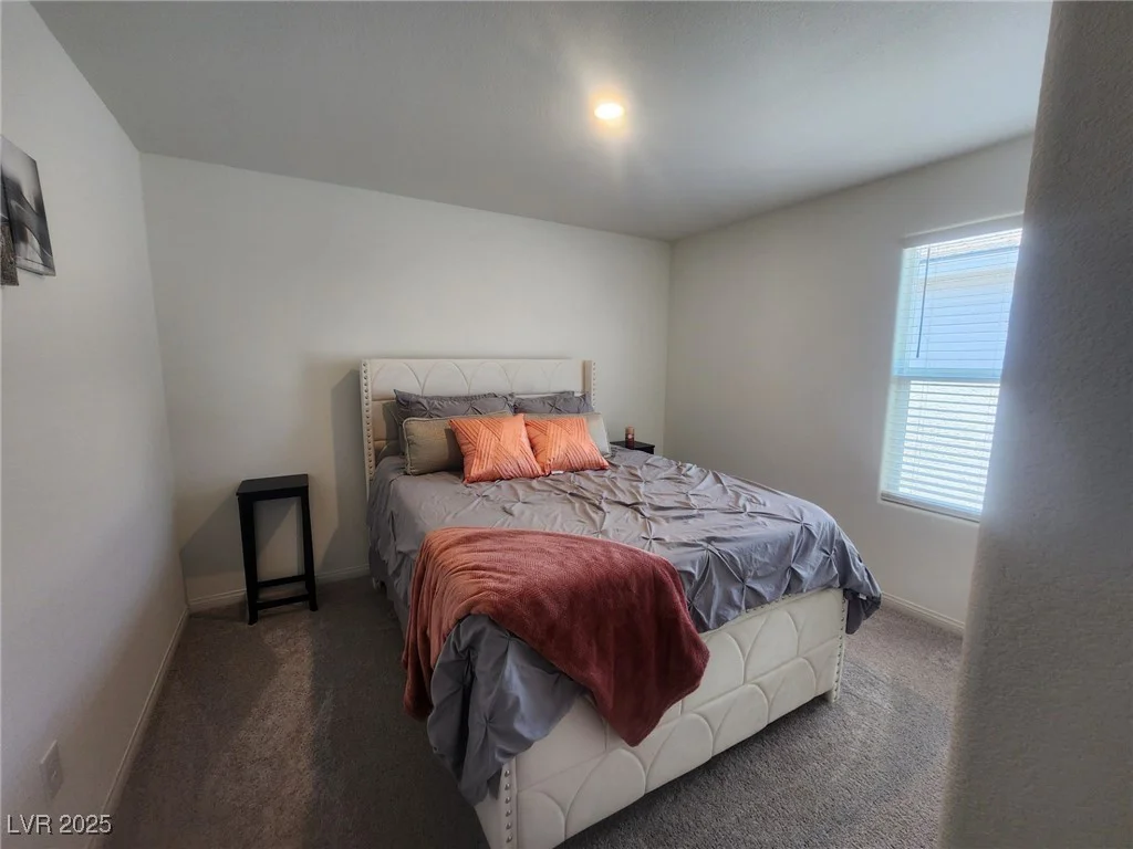 10021 Locking Biner, Las Vegas, NV 89166