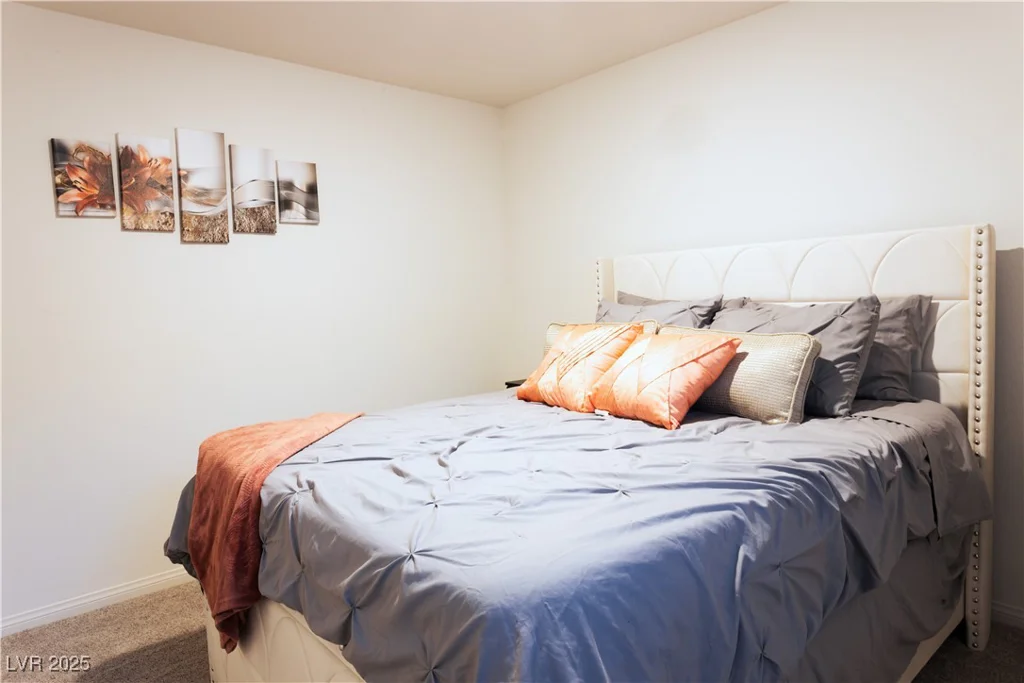 10021 Locking Biner, Las Vegas, NV 89166