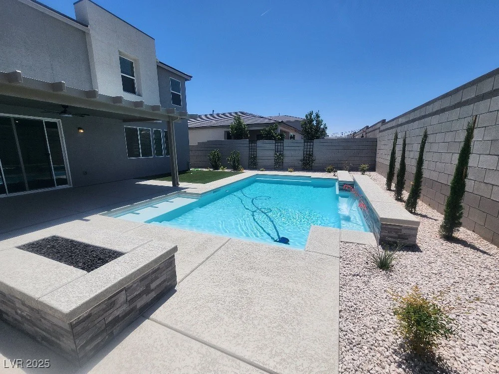 10021 Locking Biner, Las Vegas, NV 89166