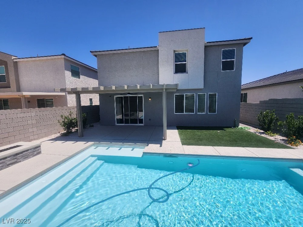10021 Locking Biner, Las Vegas, NV 89166