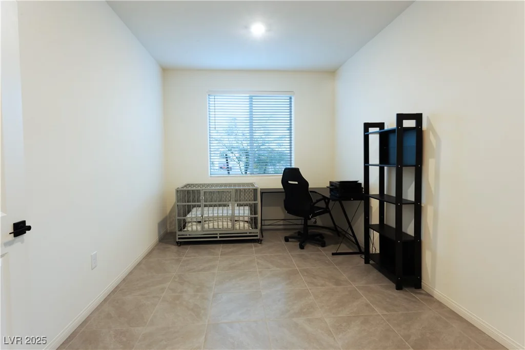 10021 Locking Biner, Las Vegas, NV 89166
