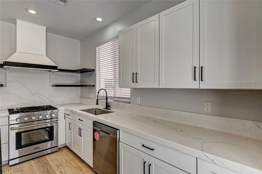 401 Sonoma Valley, Las Vegas, NV 89144