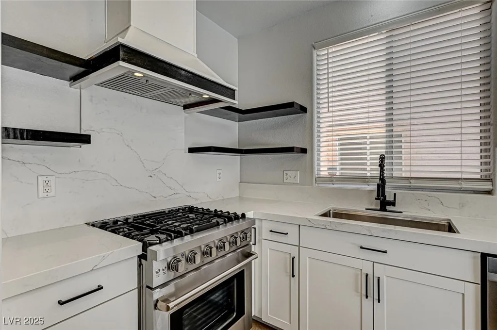 401 Sonoma Valley, Las Vegas, NV 89144