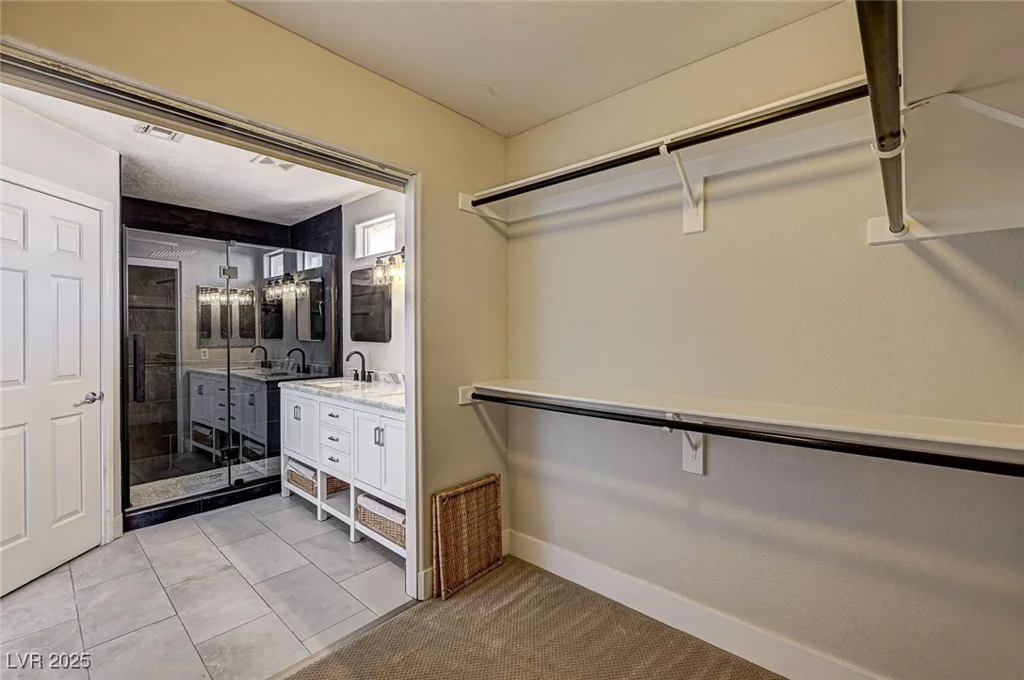 401 Sonoma Valley, Las Vegas, NV 89144