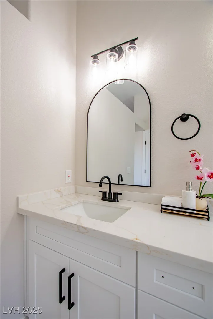 6387 Azurelyn, Las Vegas, NV 89122