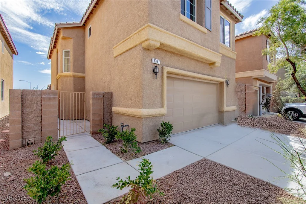 6387 Azurelyn, Las Vegas, NV 89122