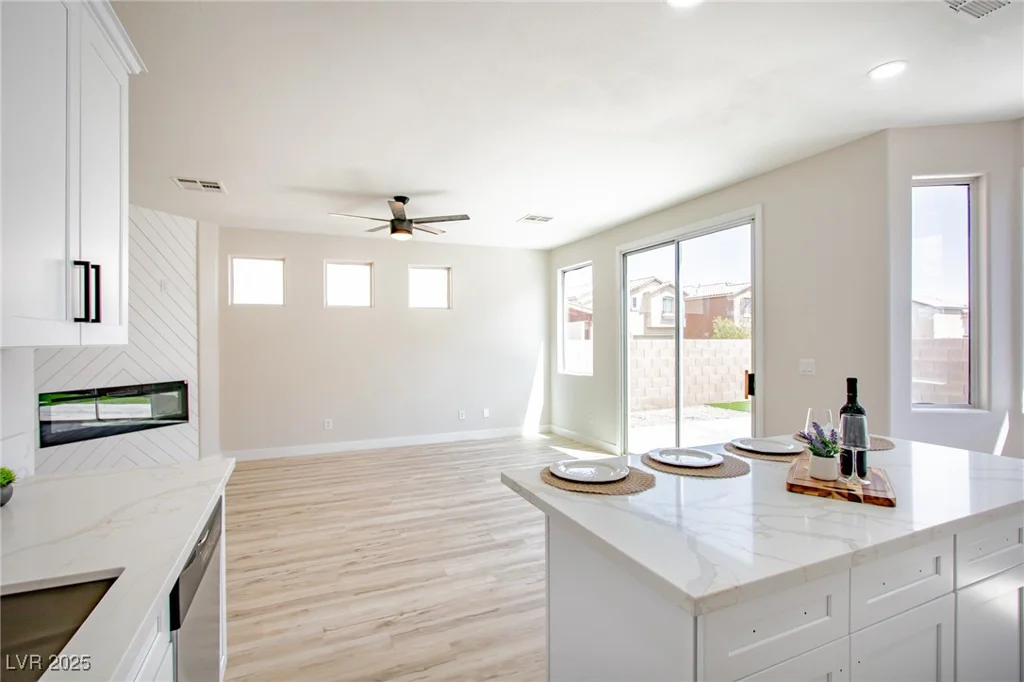 6387 Azurelyn, Las Vegas, NV 89122