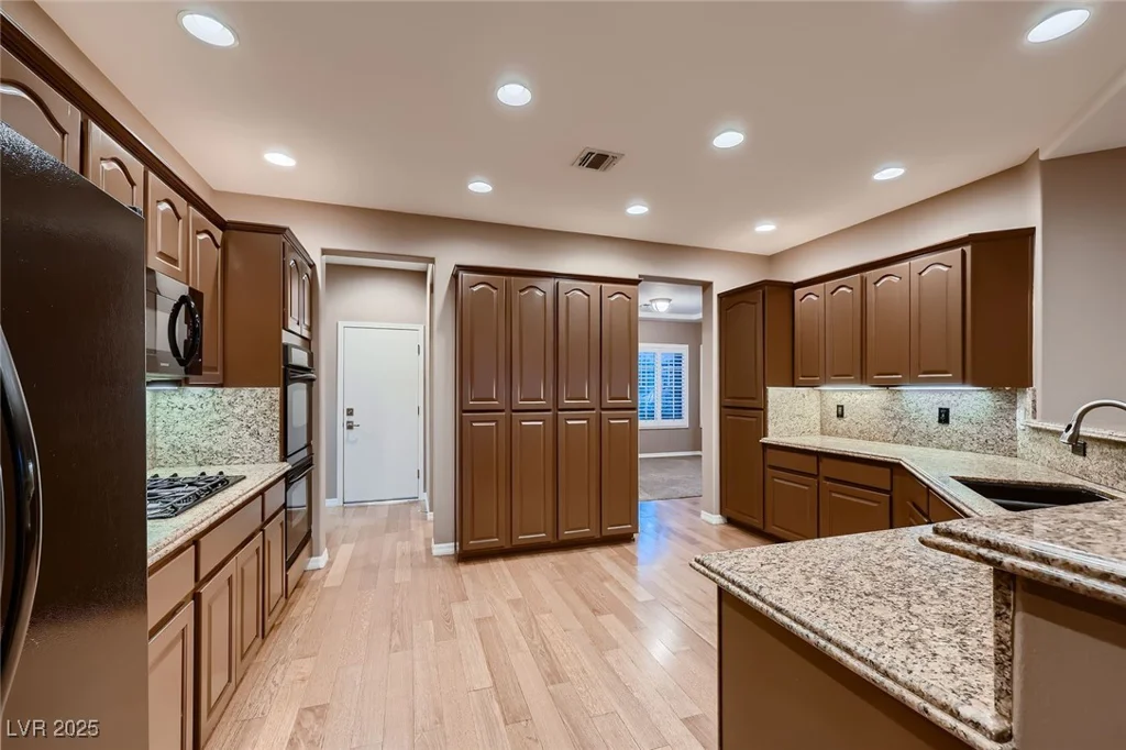 2784 Cherrydale Falls, Henderson, NV 89052