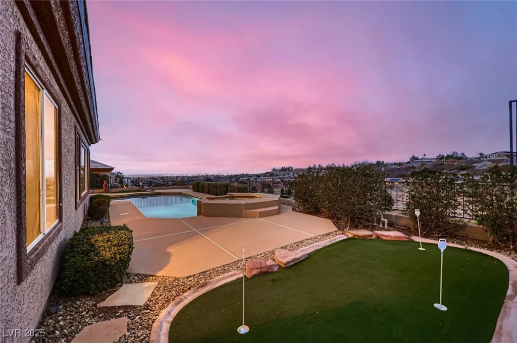2784 Cherrydale Falls, Henderson, NV 89052