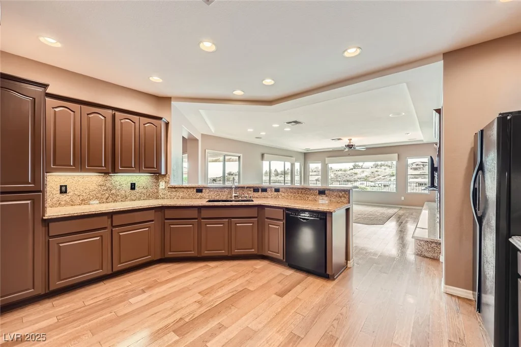 2784 Cherrydale Falls, Henderson, NV 89052