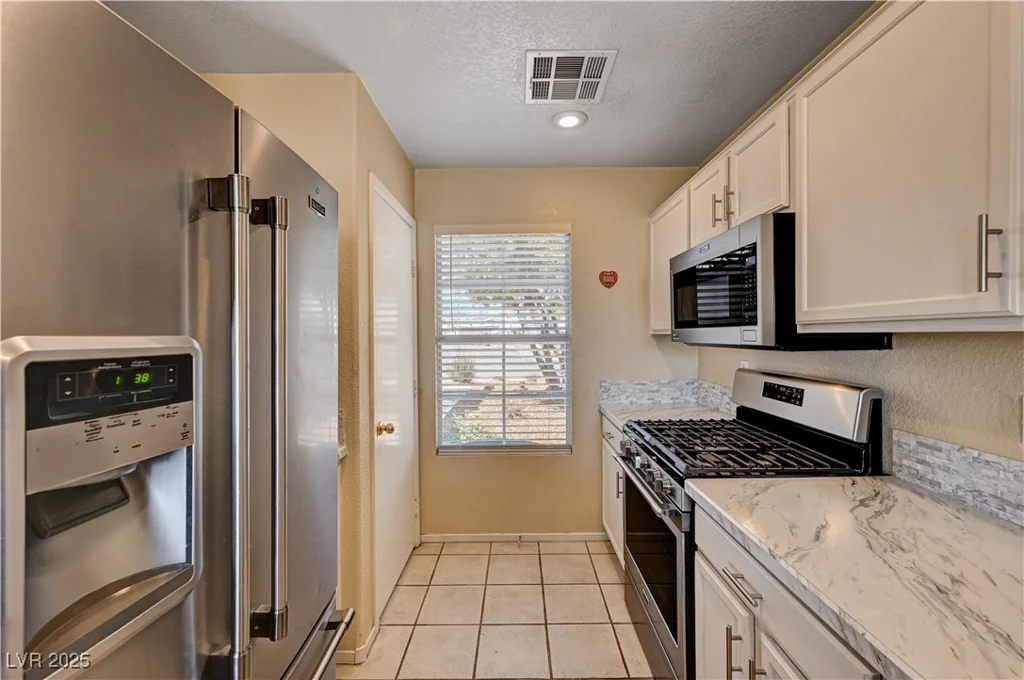 1902 Panther, North Las Vegas, NV 89031