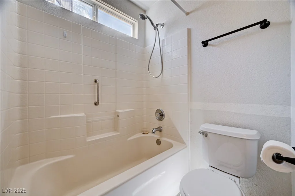 1902 Panther, North Las Vegas, NV 89031