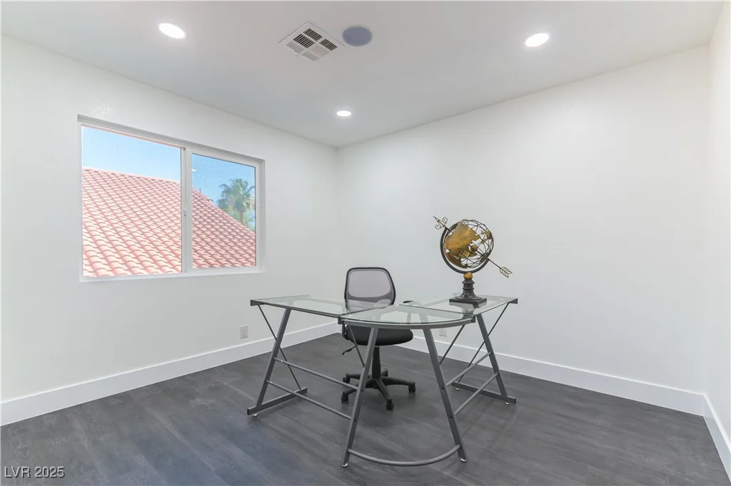 9937 Whalers Landing, Las Vegas, NV 89117