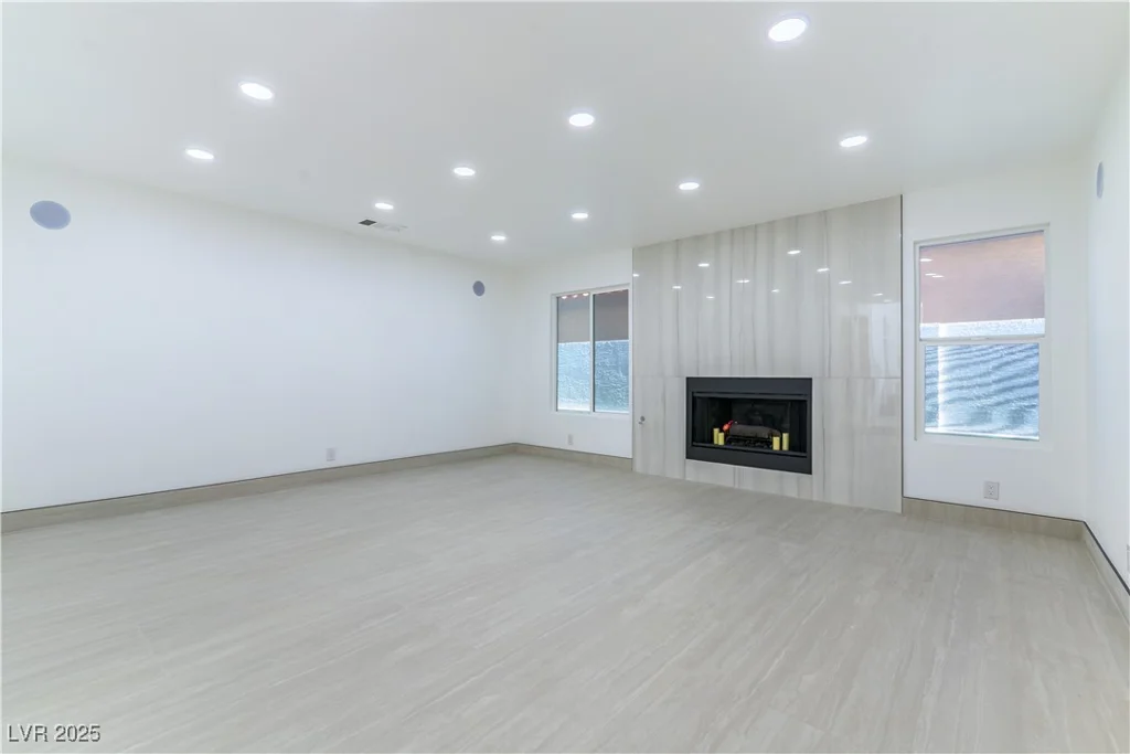 9937 Whalers Landing, Las Vegas, NV 89117
