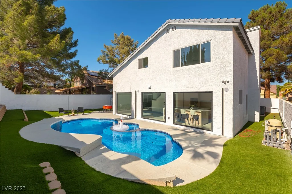 9937 Whalers Landing, Las Vegas, NV 89117