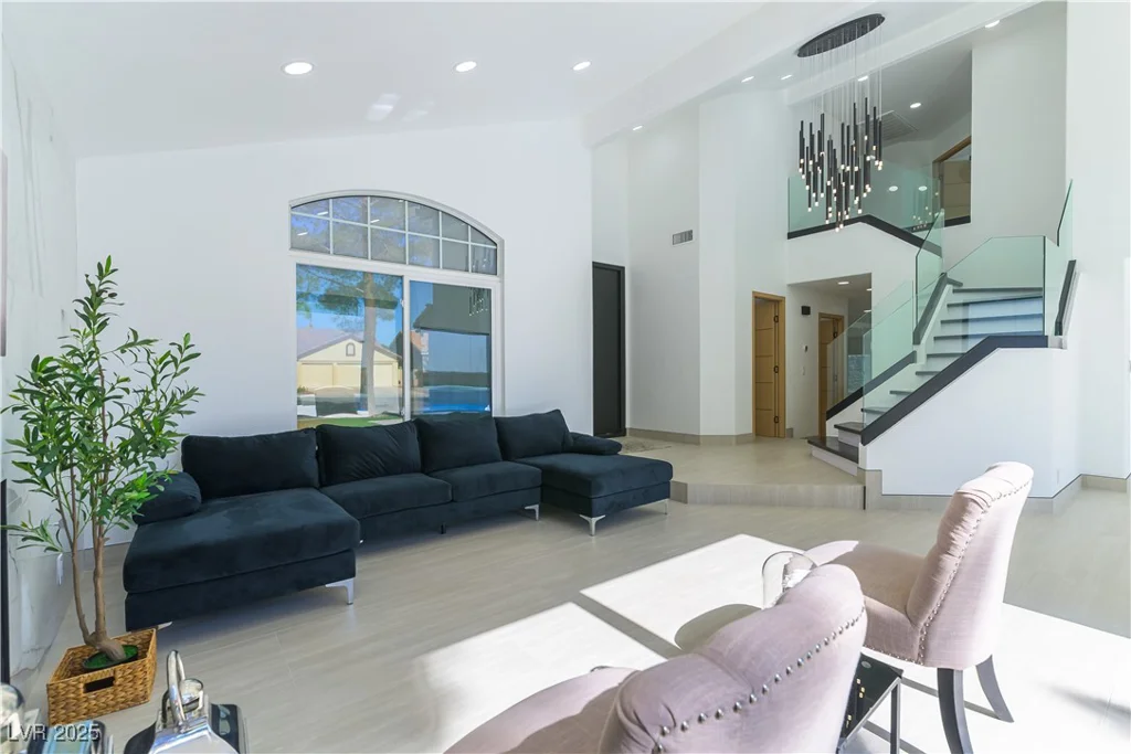 9937 Whalers Landing, Las Vegas, NV 89117