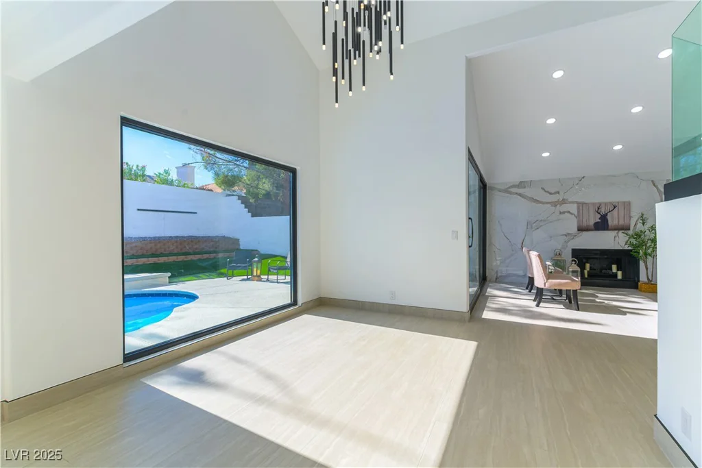 9937 Whalers Landing, Las Vegas, NV 89117