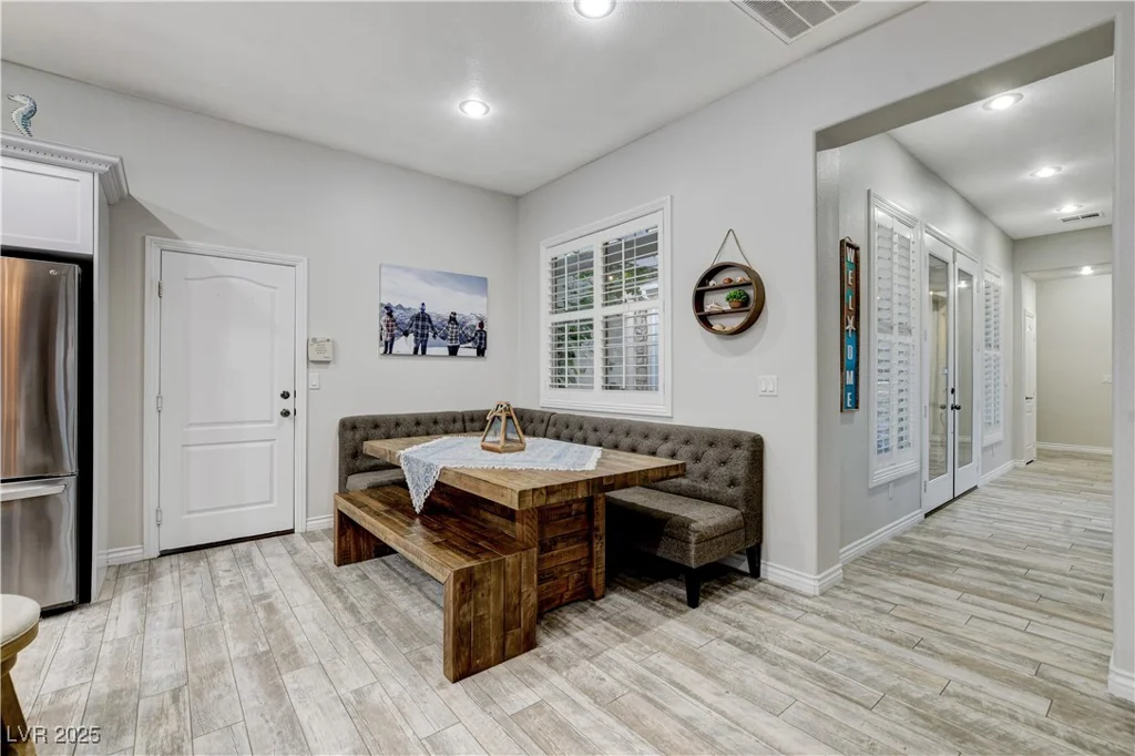 9349 Olympia Falls, Las Vegas, NV 89149