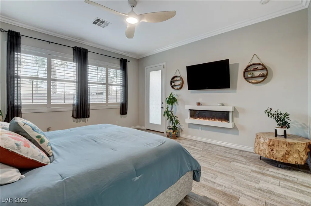 9349 Olympia Falls, Las Vegas, NV 89149