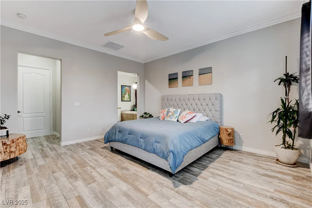 9349 Olympia Falls, Las Vegas, NV 89149