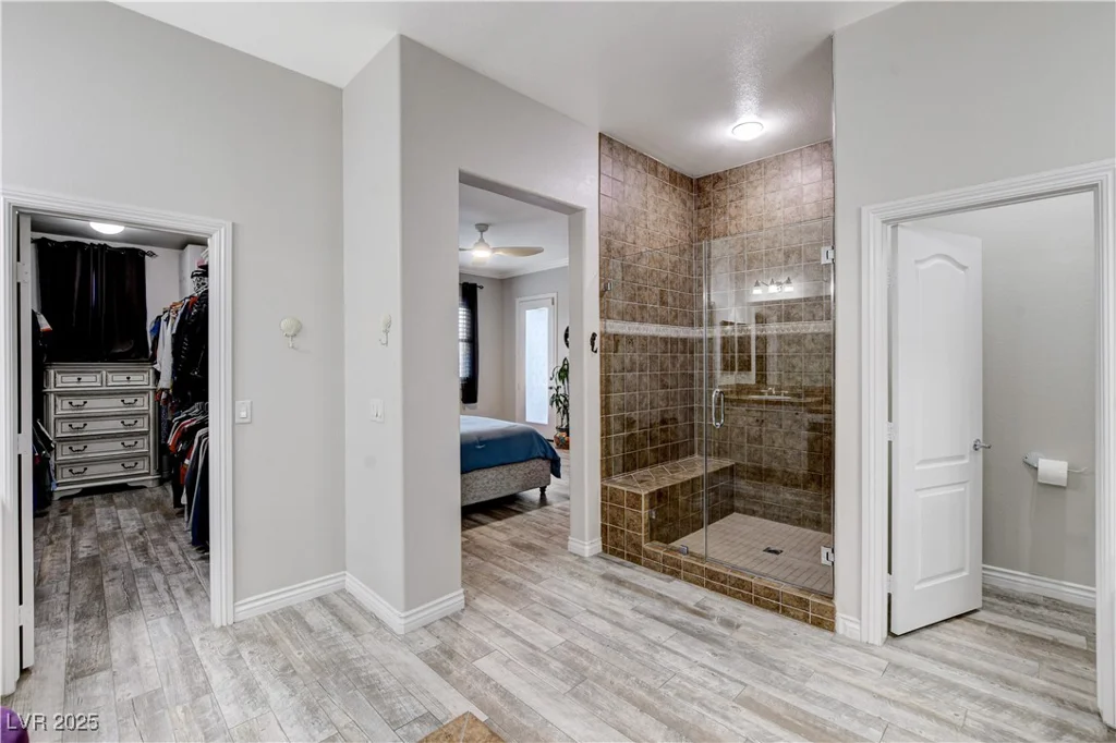 9349 Olympia Falls, Las Vegas, NV 89149