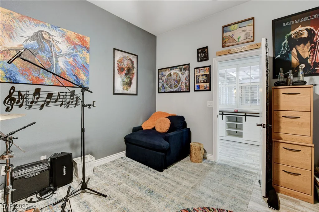 9349 Olympia Falls, Las Vegas, NV 89149