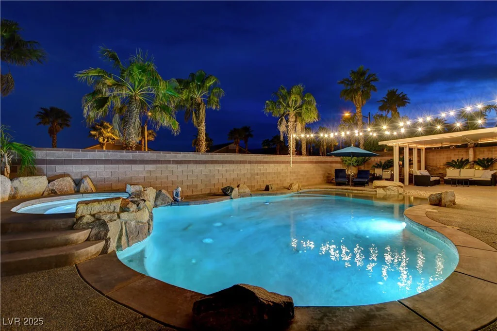9349 Olympia Falls, Las Vegas, NV 89149