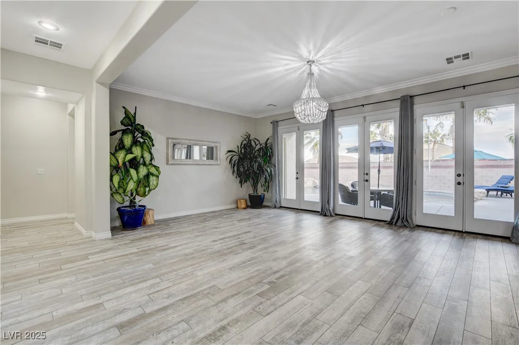 9349 Olympia Falls, Las Vegas, NV 89149