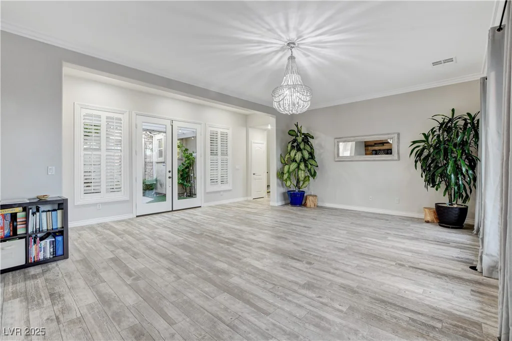 9349 Olympia Falls, Las Vegas, NV 89149