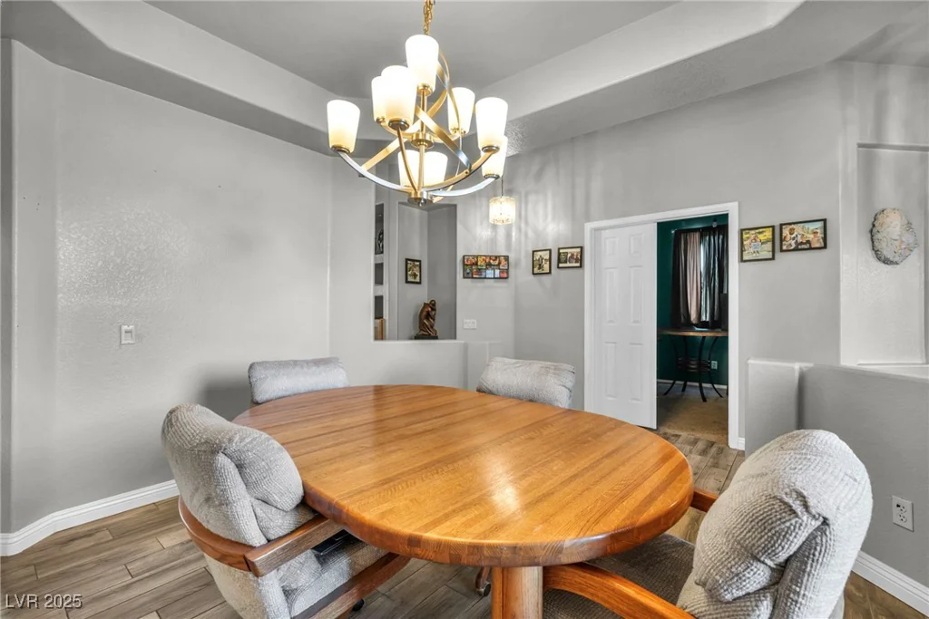 4005 Poppy Fields, Las Vegas, NV 89129