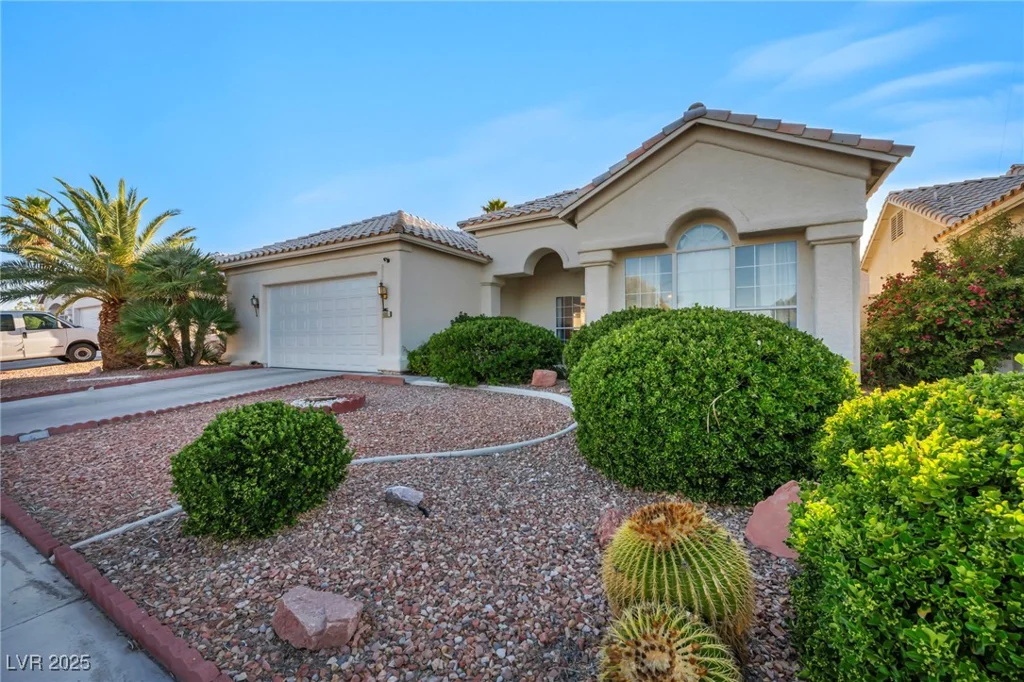 4005 Poppy Fields, Las Vegas, NV 89129