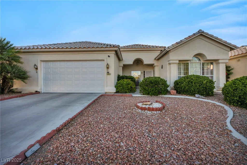4005 Poppy Fields, Las Vegas, NV 89129