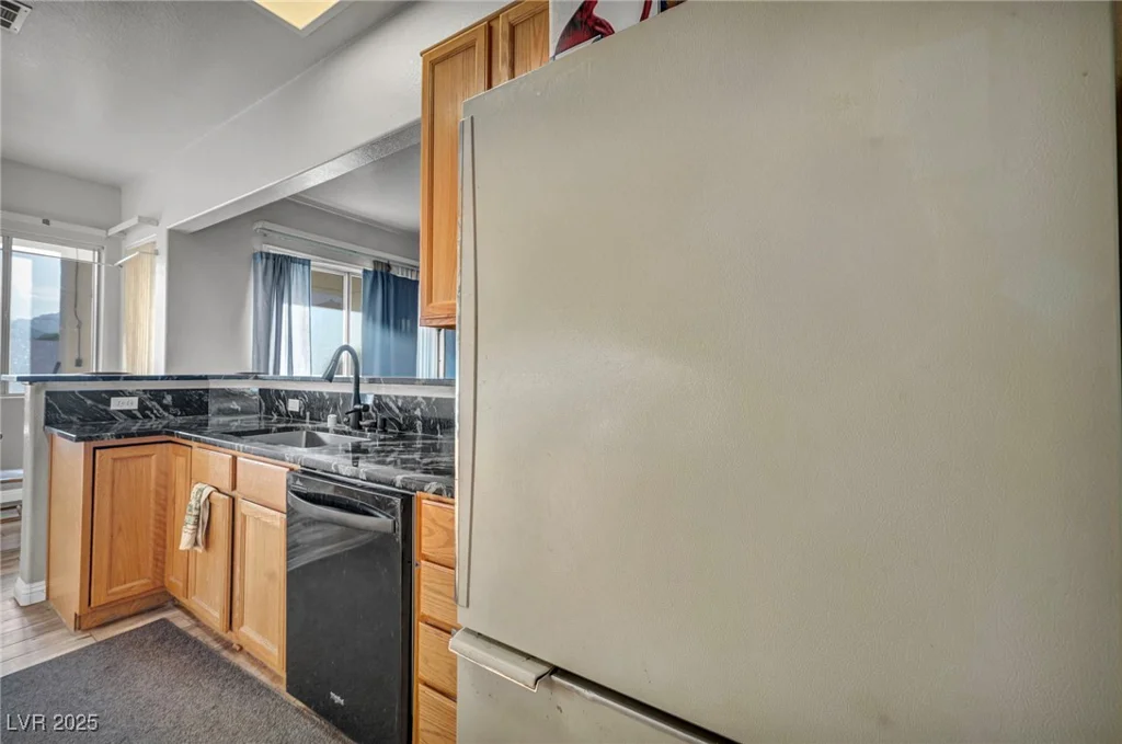4005 Poppy Fields, Las Vegas, NV 89129