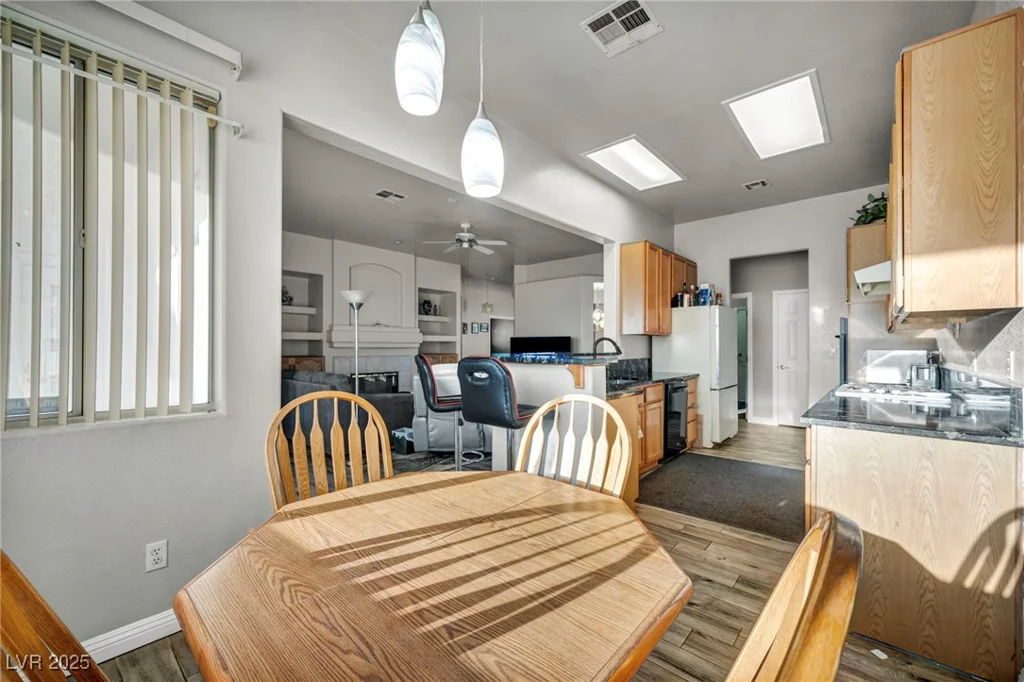 4005 Poppy Fields, Las Vegas, NV 89129
