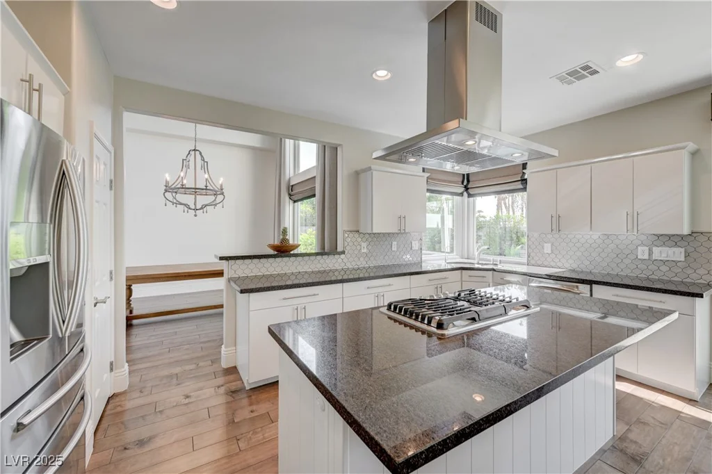 2440 Ping, Henderson, NV 89074