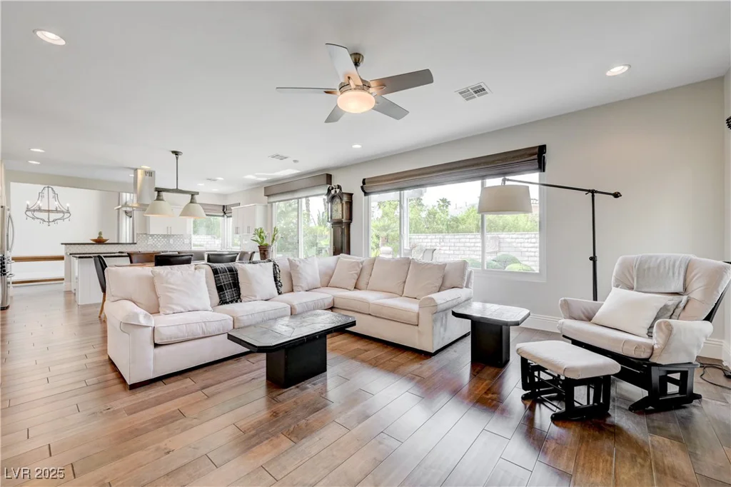 2440 Ping, Henderson, NV 89074