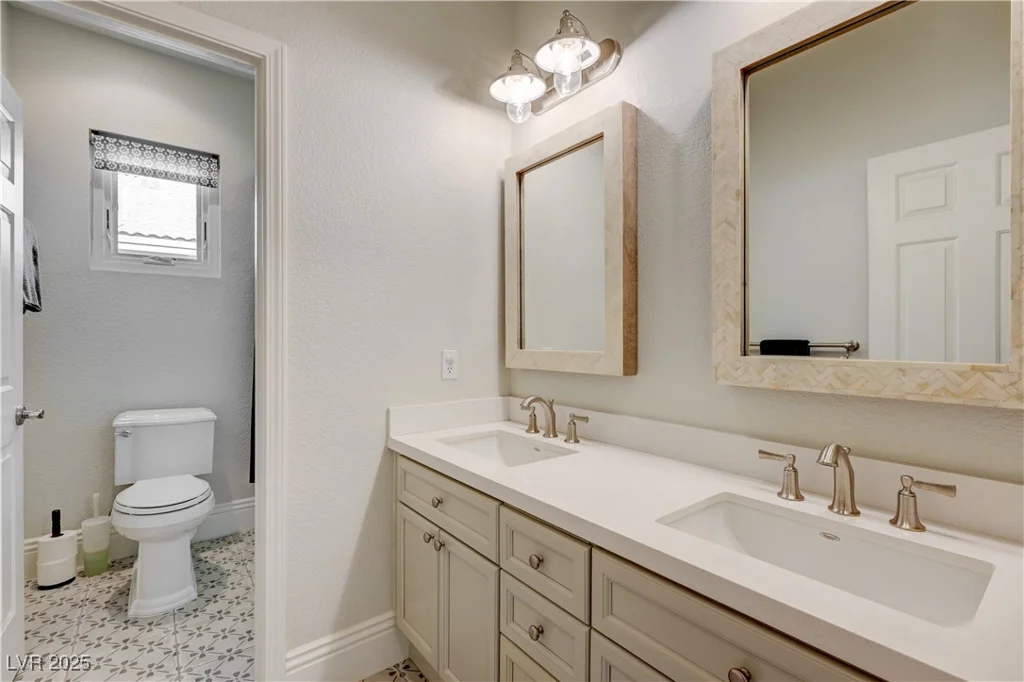 2440 Ping, Henderson, NV 89074
