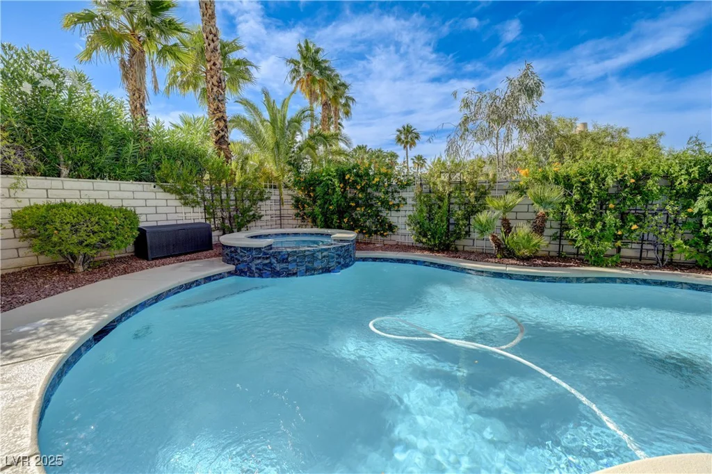 2440 Ping, Henderson, NV 89074
