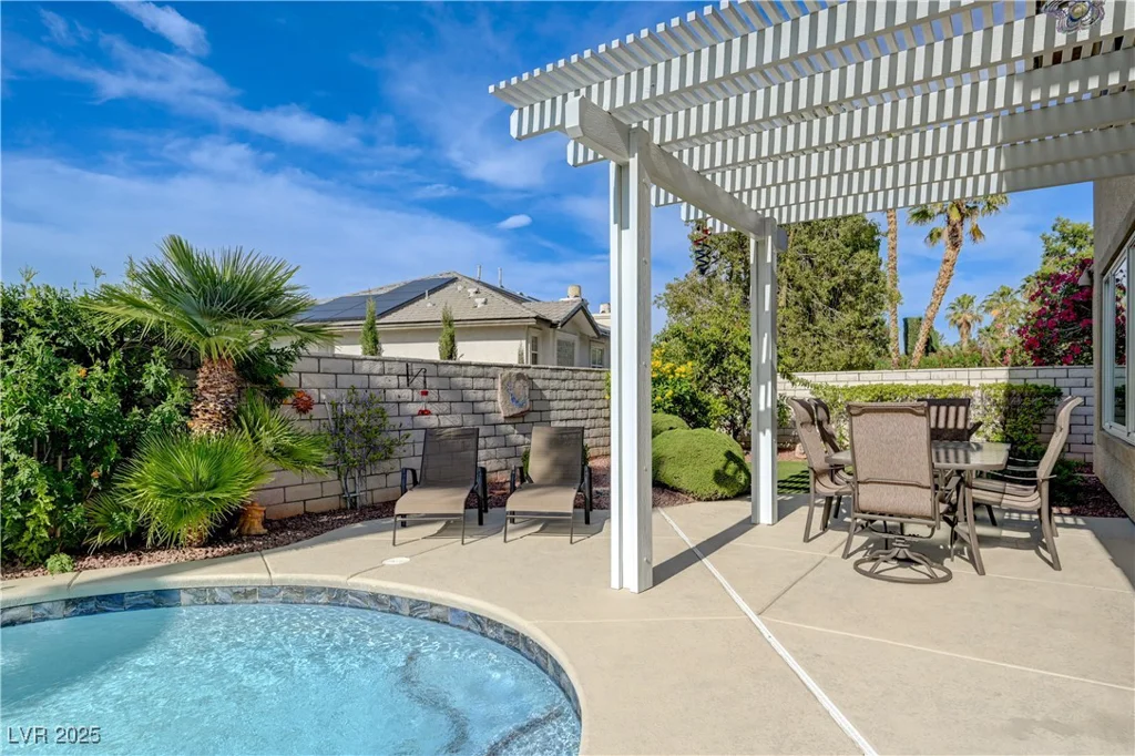 2440 Ping, Henderson, NV 89074