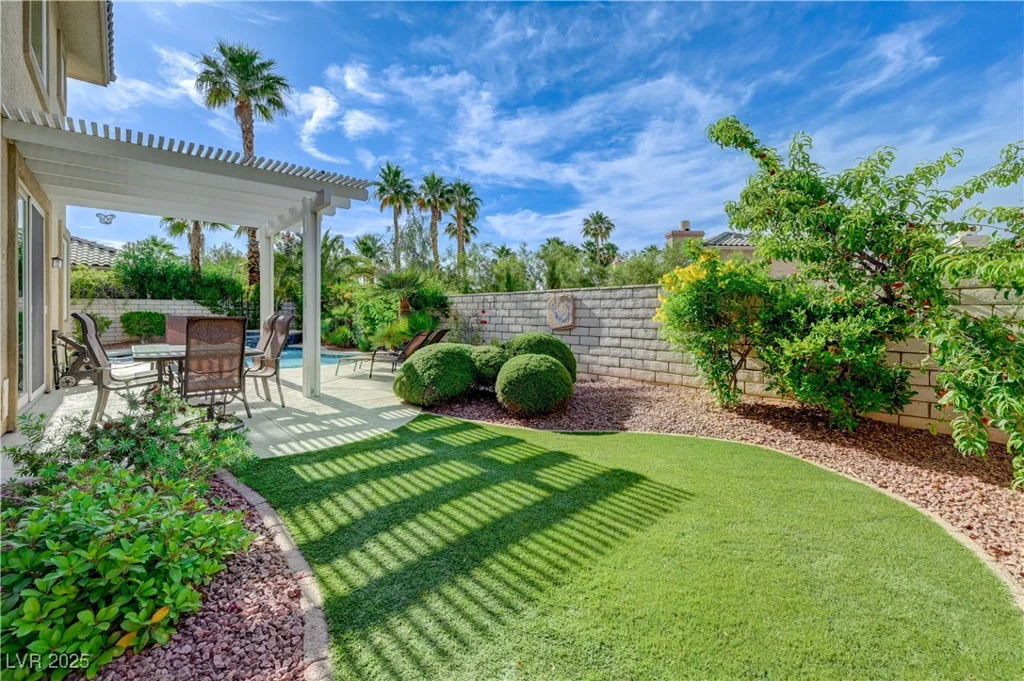 2440 Ping, Henderson, NV 89074