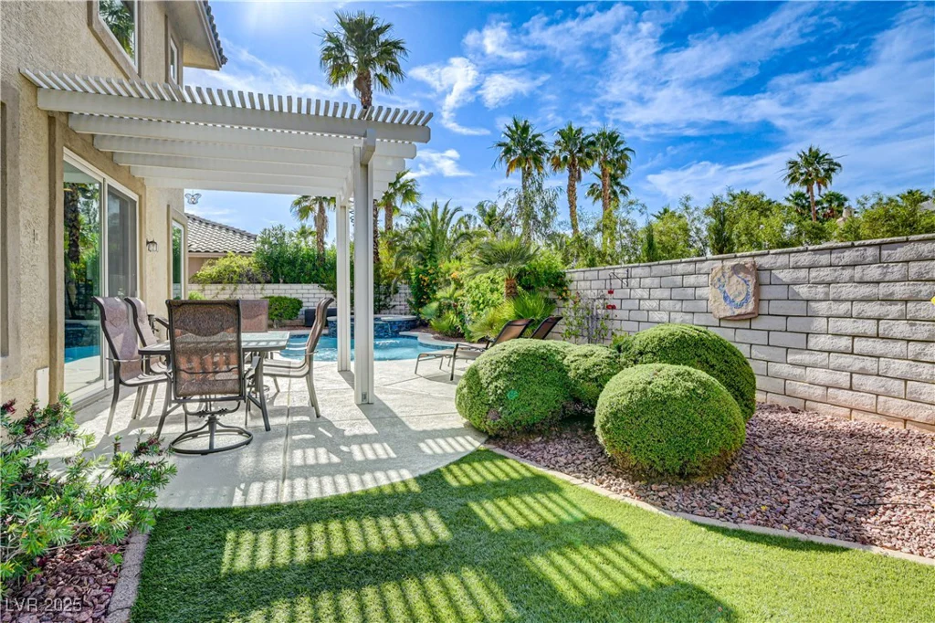 2440 Ping, Henderson, NV 89074