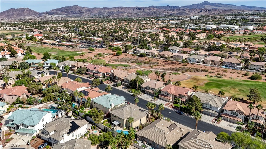 2440 Ping, Henderson, NV 89074