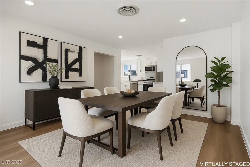 704 Slayton, Las Vegas, NV 89107