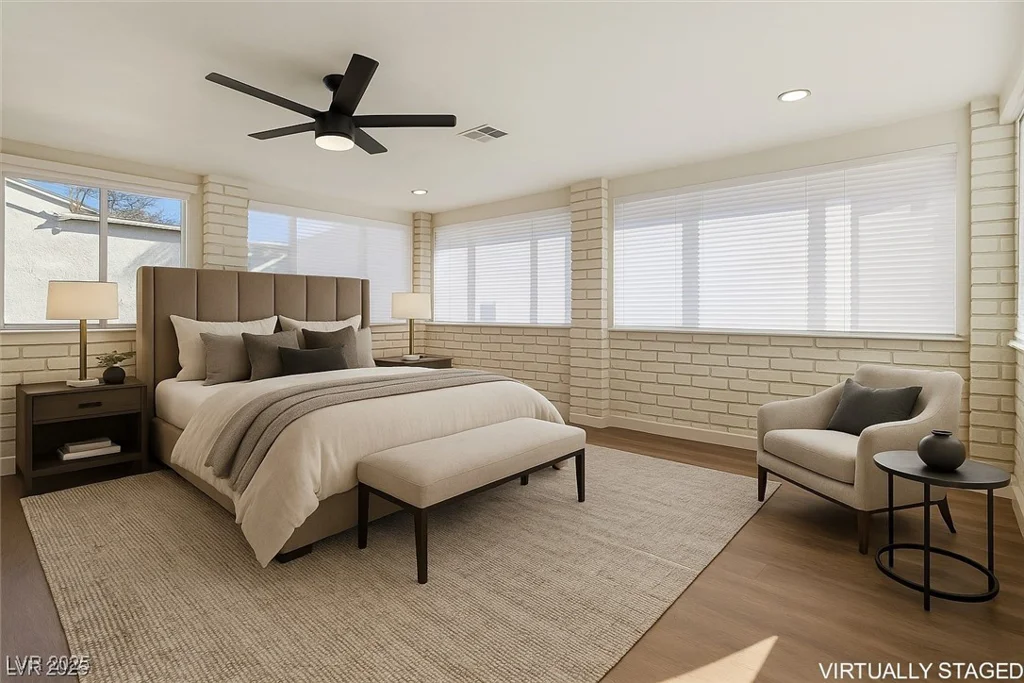 704 Slayton, Las Vegas, NV 89107