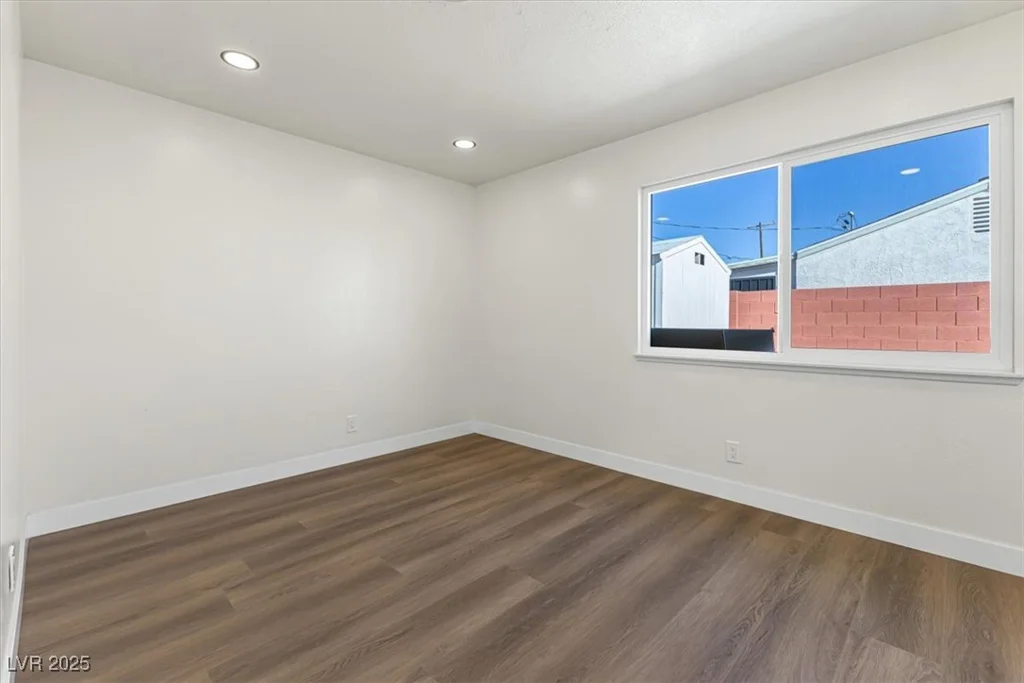 704 Slayton, Las Vegas, NV 89107