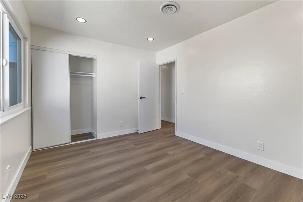 704 Slayton, Las Vegas, NV 89107