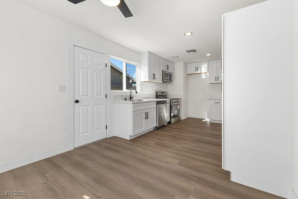 704 Slayton, Las Vegas, NV 89107