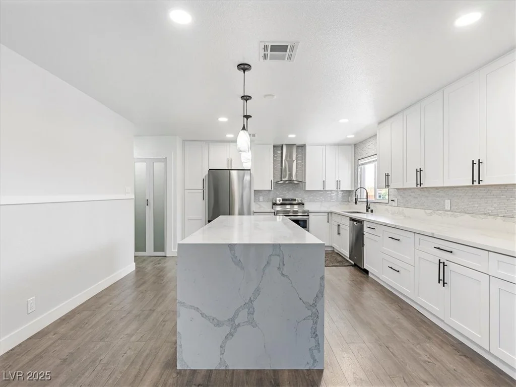 1700 Oakey, Las Vegas, NV 89104